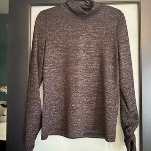 Evereve Women’s Black sparkle Mock turtleneck Long Sleeve Top